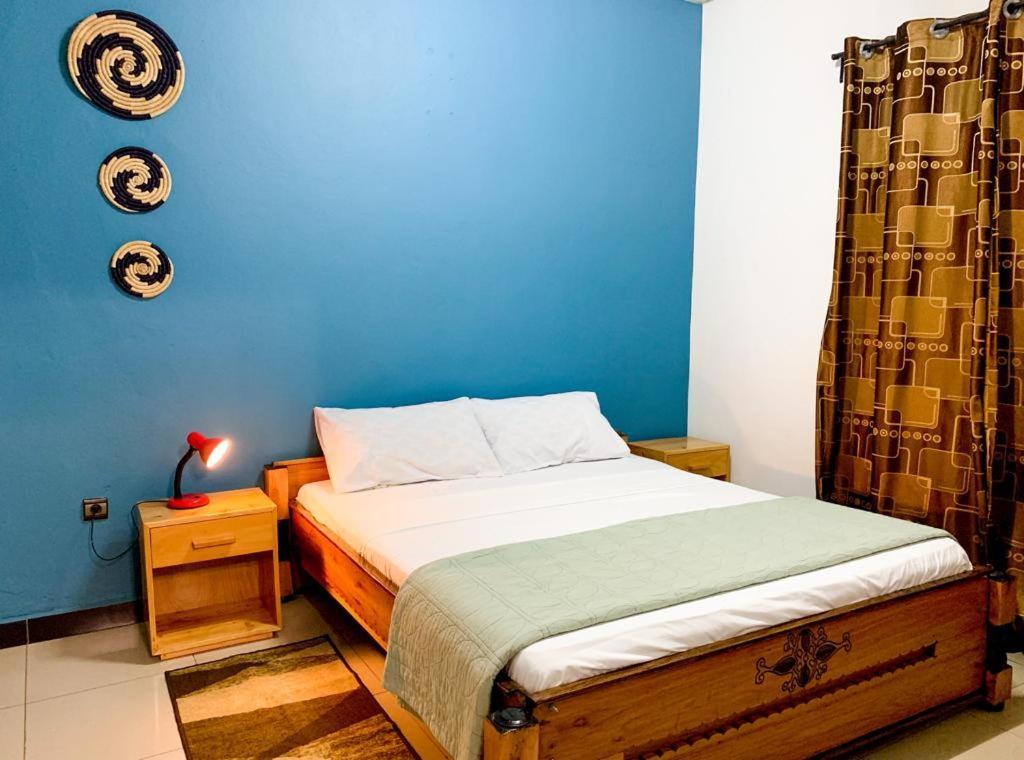 City Center Apartments บุจัมบุรา ภายนอก รูปภาพ