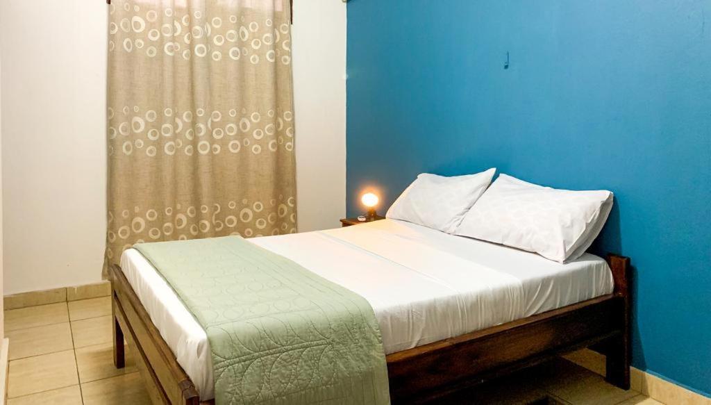 City Center Apartments บุจัมบุรา ภายนอก รูปภาพ