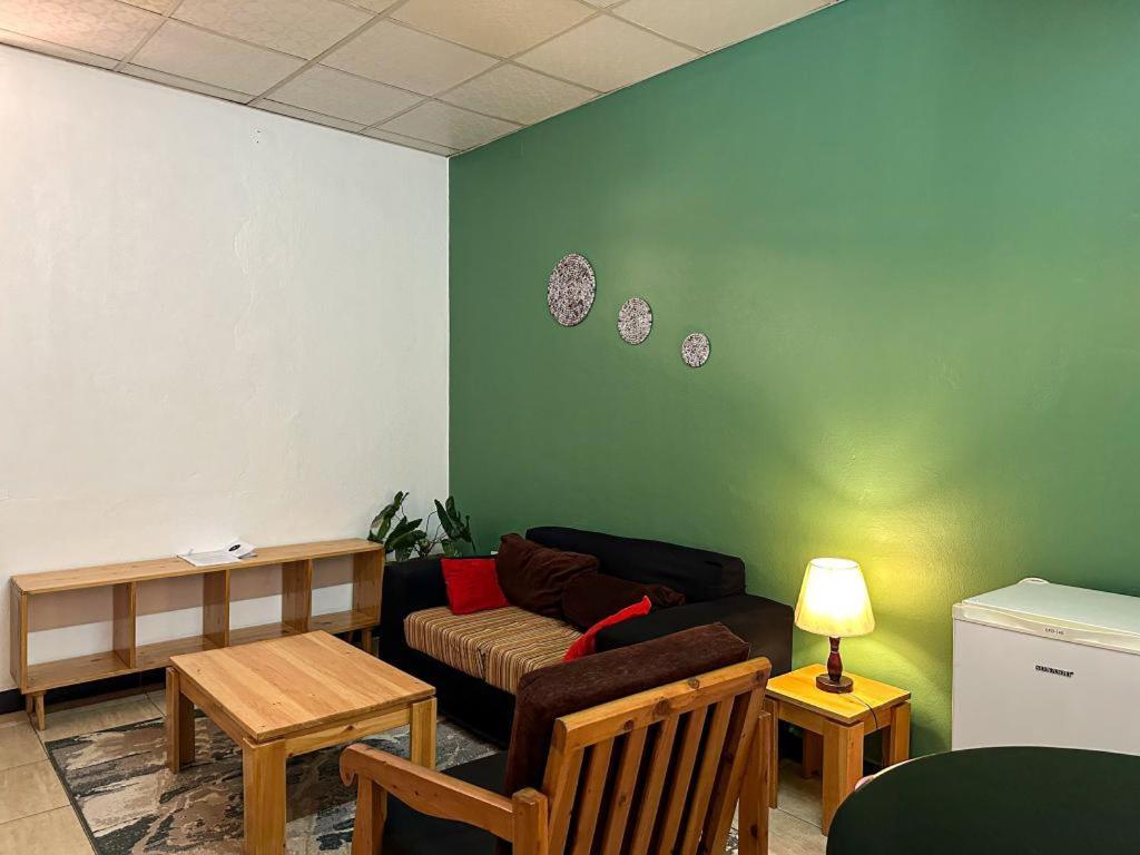 City Center Apartments บุจัมบุรา ภายนอก รูปภาพ