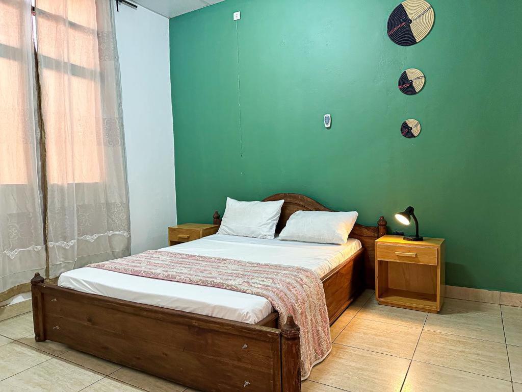 City Center Apartments บุจัมบุรา ภายนอก รูปภาพ